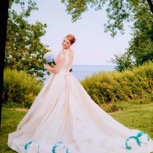 Vera wang wedding dress size 8